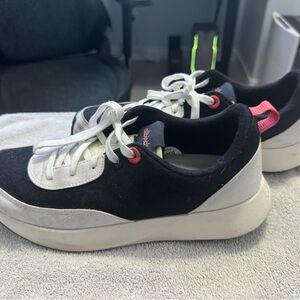 Allbirds Men’s Couriers Sneakers Natural Black / Natural White Soles Size 10